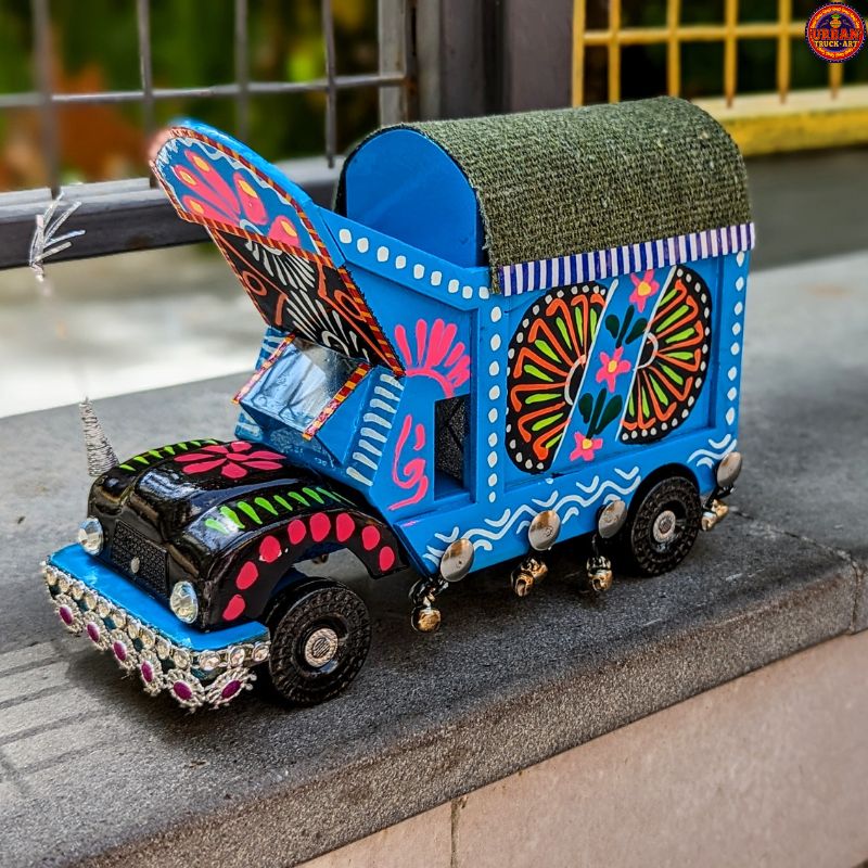 Blue Bunki Hand Painted Truck – Urban Truck Art