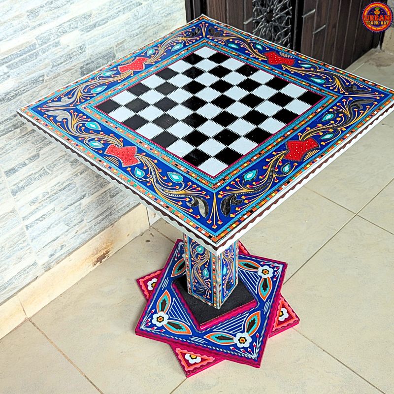 Chess Chamakpatti Table
