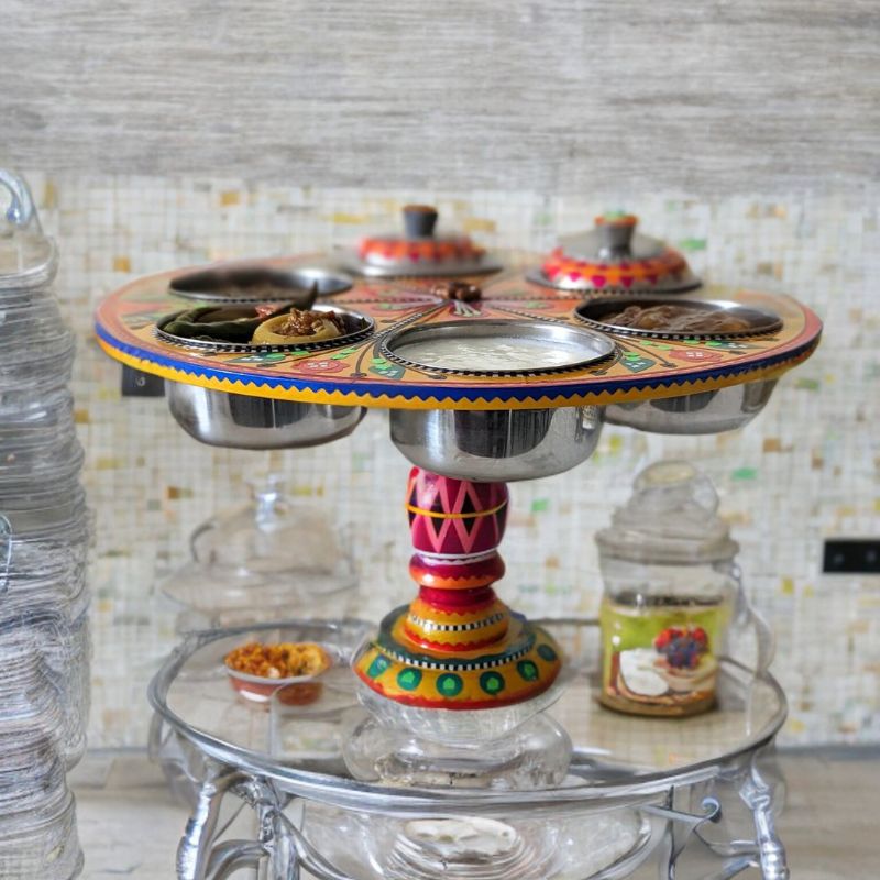 Yellow Truck Art Stand Chutney Tray 