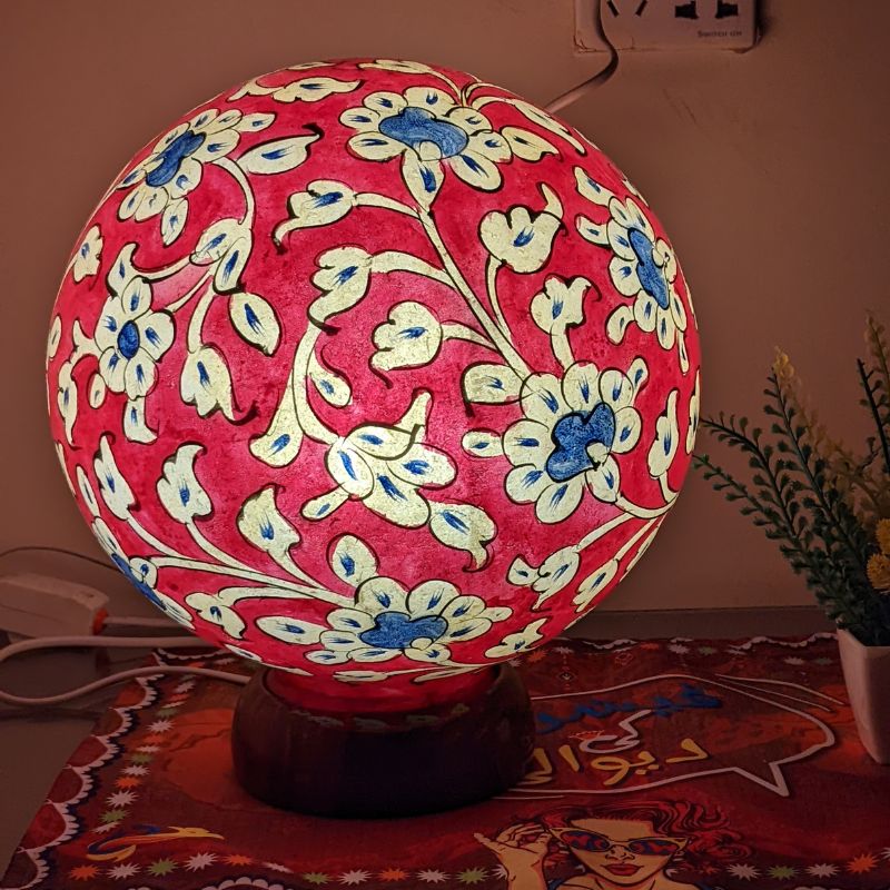 Handpainted Berlin Lamp